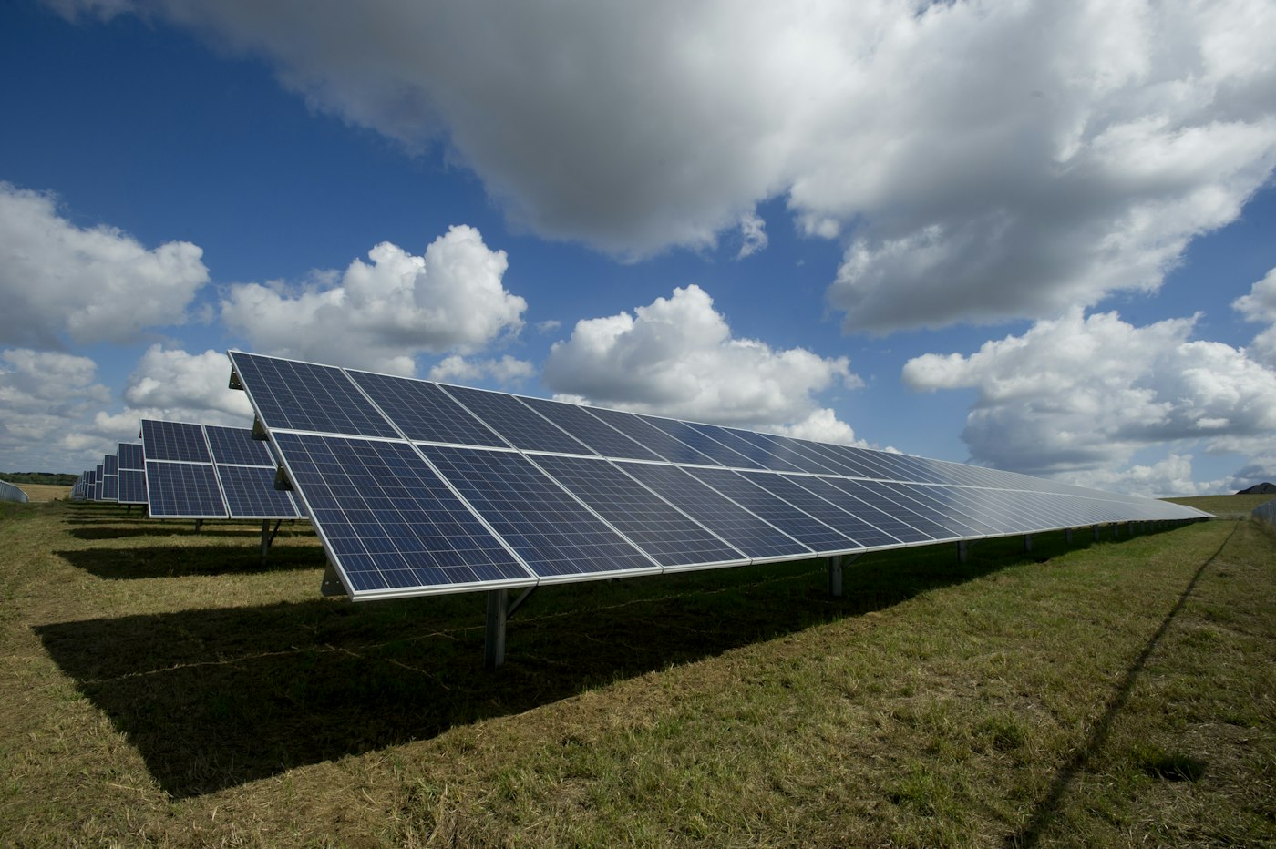 Solar array drone inspection